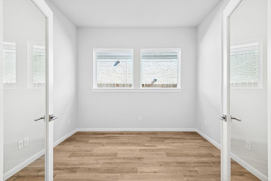 Spacious, unfurnished interior of a new home in Jubilee, Hockley (Image 21).