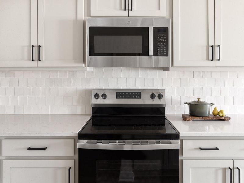 Close-up of interior finishes inside a home in , Ravenel (Image 15).