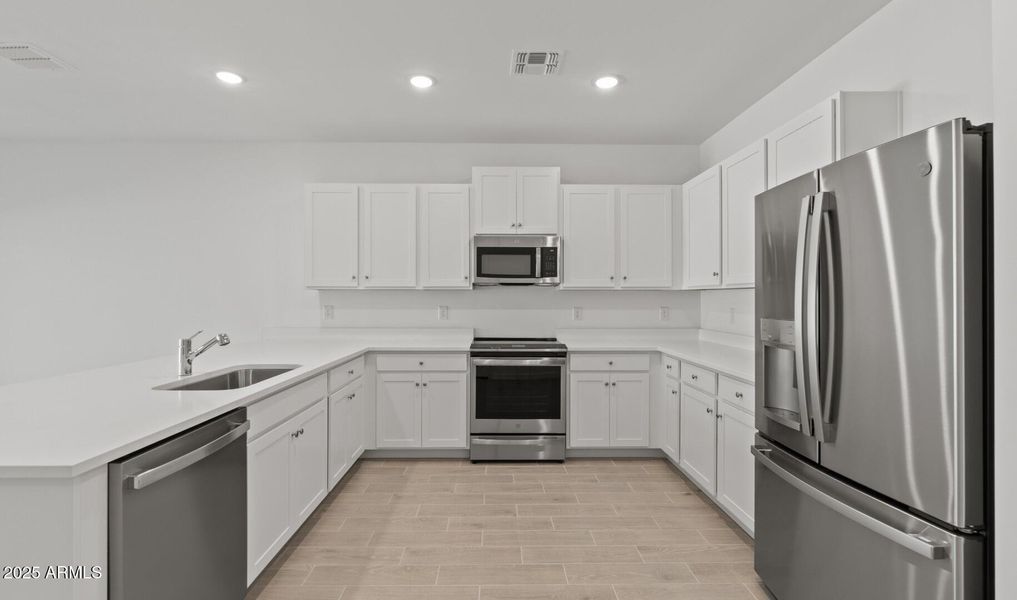 MR Lot #68 Kitchen 3 (Large) MR Lot #68 Kitchen 3 (Large)