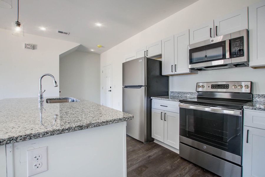 Furnished interior view inside a new home in , Hanahan (Image 13).