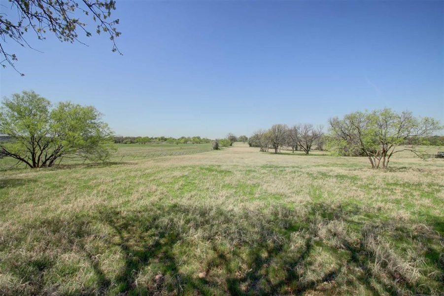 Natural landscape and outdoor views near in Springtown (Image 28). Natural landscape and outdoor views near in Springtown (Image 28).