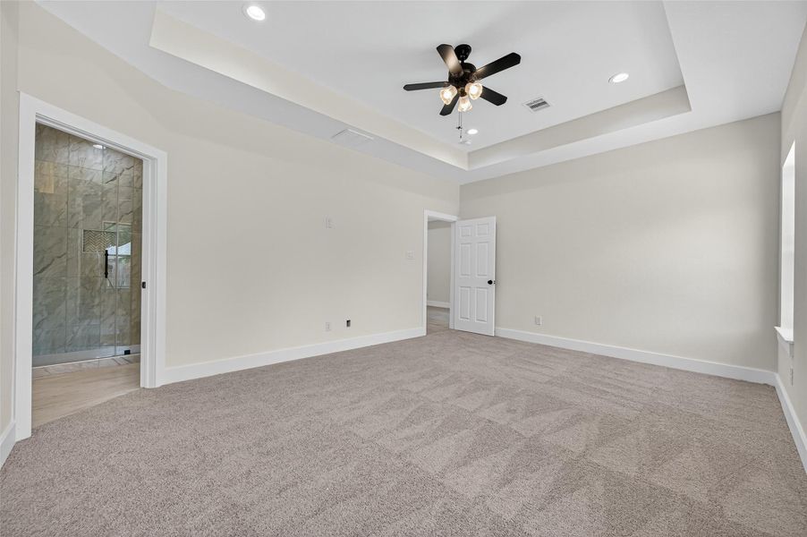 Spacious, unfurnished interior of a new home in , Cleveland (Image 37).