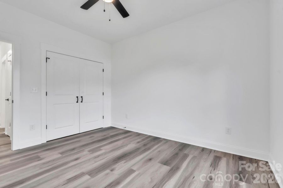 Spacious, unfurnished interior of a new home in , Greenville (Image 25).