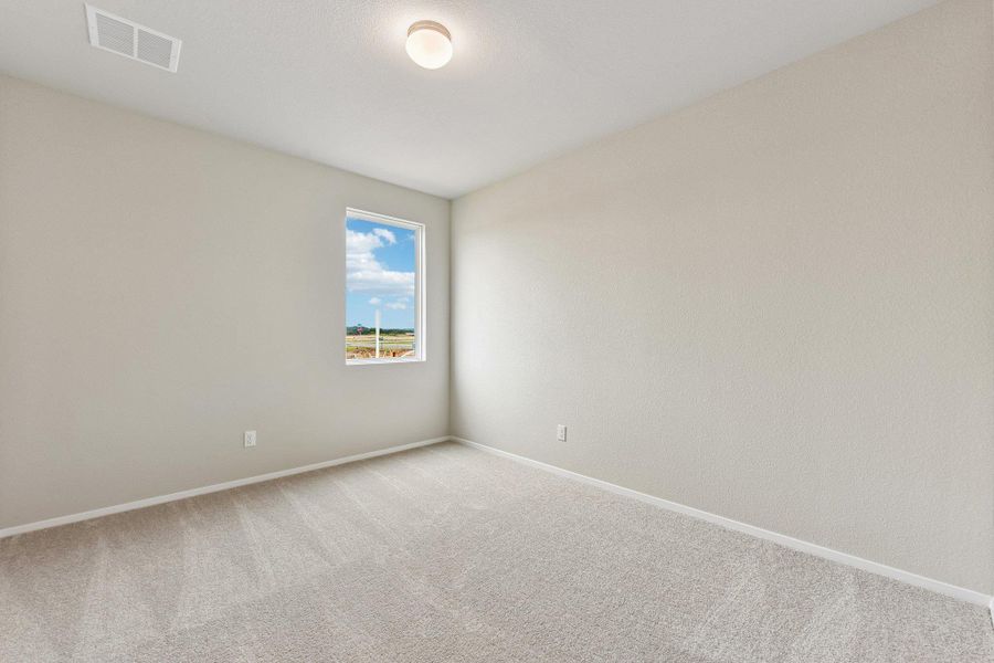 Spacious, unfurnished interior of a new home in Cascade, Liberty Hill (Image 29).