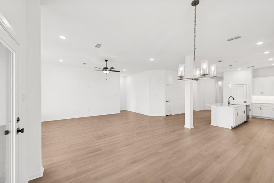 Spacious, unfurnished interior of a new home in Oakwood Estates, Waller (Image 11). Spacious, unfurnished interior of a new home in Oakwood Estates, Waller (Image 11).