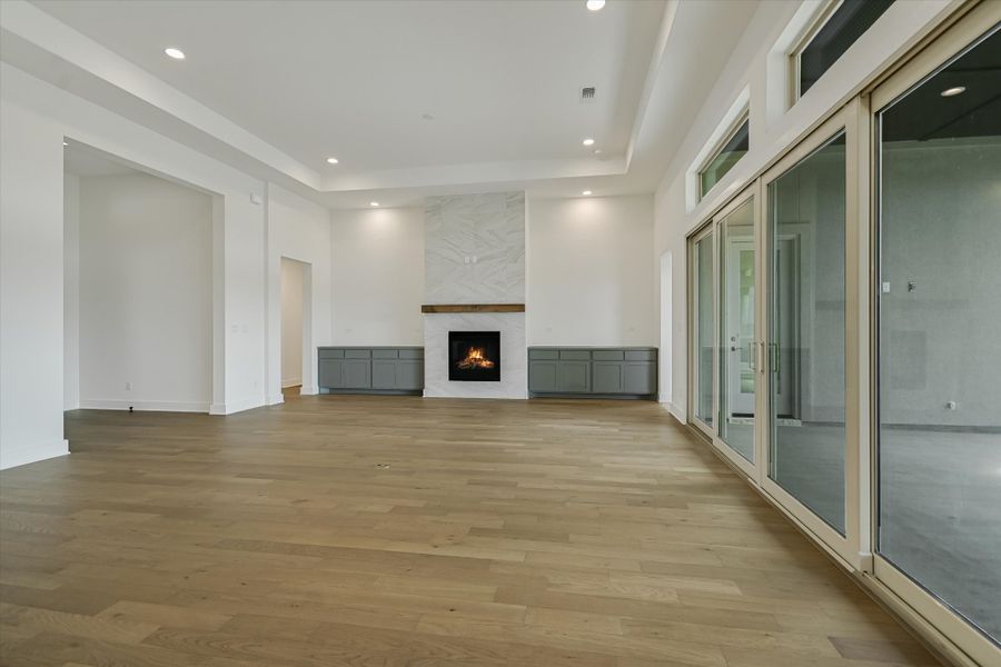 Spacious, unfurnished interior of a new home in Scofield Farms Estates, Georgetown (Image 21).