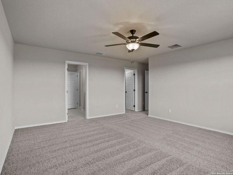 Spacious, unfurnished interior of a new home in Horizon Pointe, Converse (Image 26). Spacious, unfurnished interior of a new home in Horizon Pointe, Converse (Image 26).