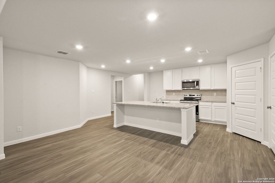 Furnished interior view inside a new home in Swenson Heights, Seguin (Image 8).