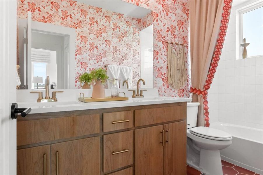 028-1805ParkviewDrive-Melissa-TX-75454-SecondBathroom.jpg-SMALL