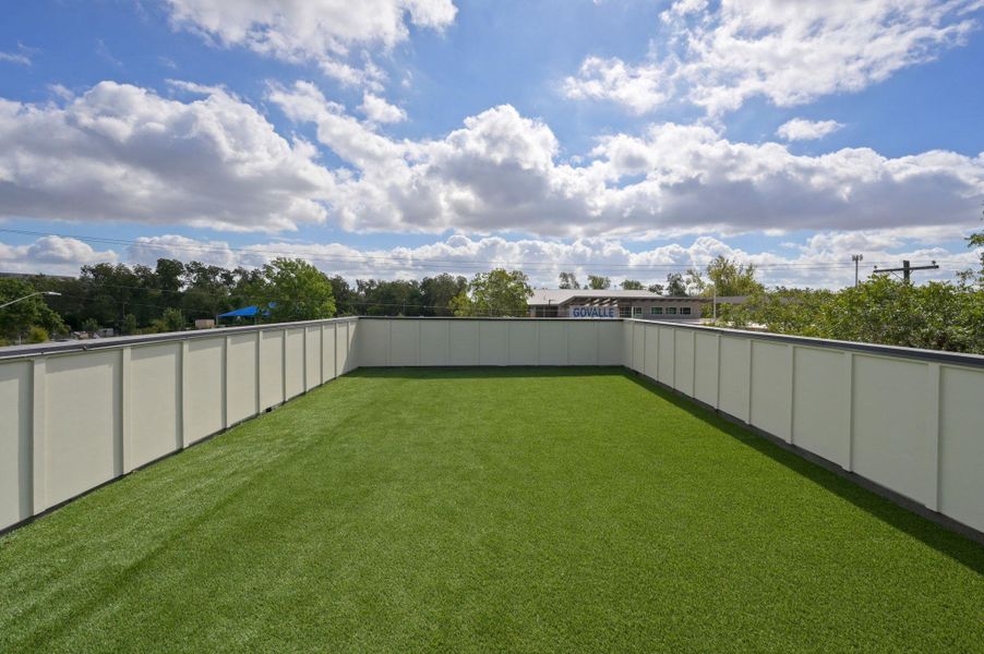 Exterior details and patio area of a home in , Austin (Image 31).