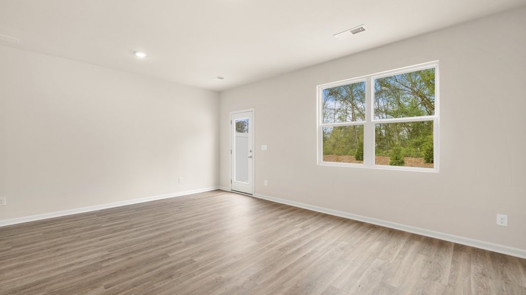 Spacious, unfurnished interior of a new home in The Gables at Agricultural Village, Perry (Image 12).