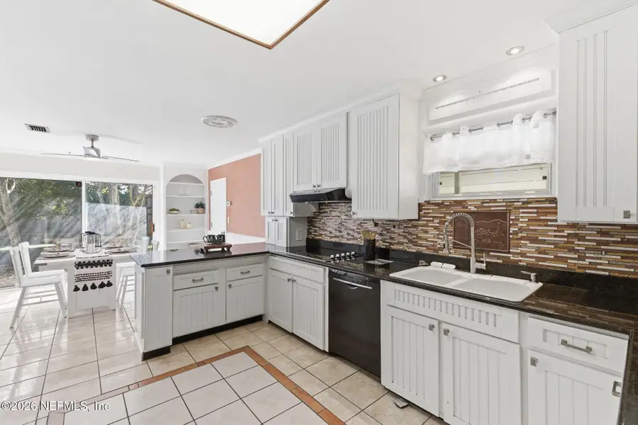 Furnished interior view inside a new home in , Jacksonville (Image 11).