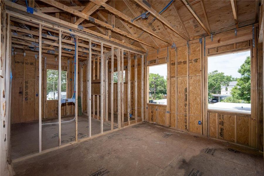 Spacious, unfurnished interior of a new home in , St. Petersburg (Image 14).