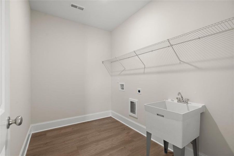 Spacious, unfurnished interior of a new home in , Canton (Image 22).