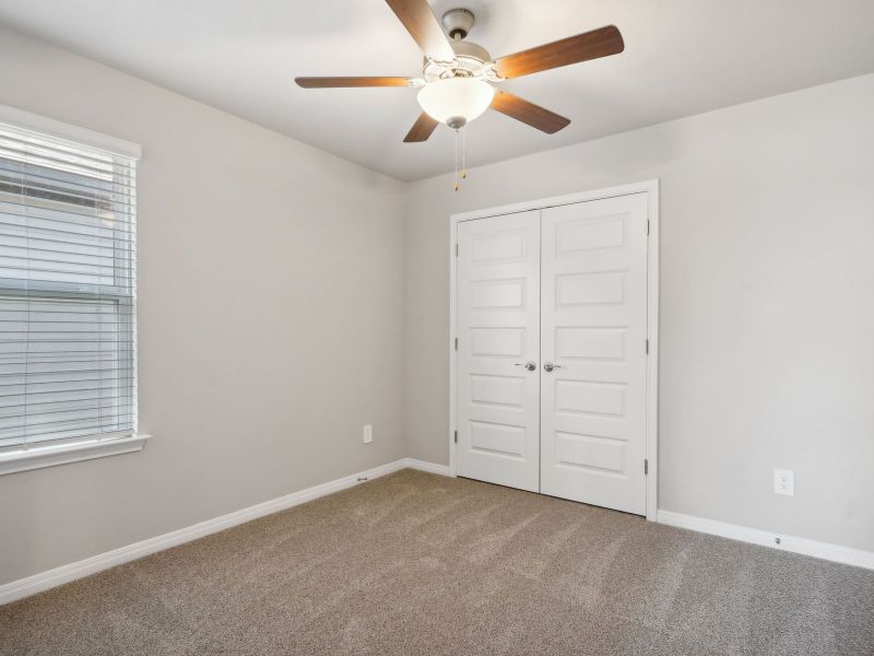 Spacious, unfurnished interior of a new home in Turner's Crossing - Reserve Collection, Buda (Image 16).
