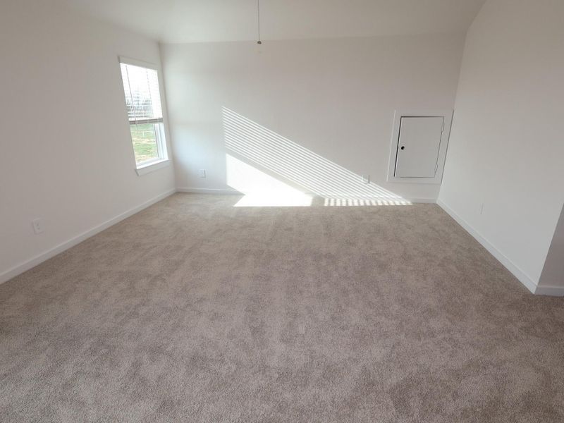 Spacious, unfurnished interior of a new home in Wildrye, Waller (Image 20).