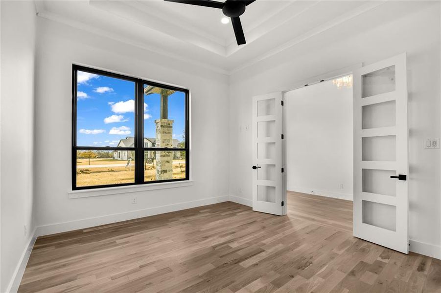Spacious, unfurnished interior of a new home in , Aledo (Image 23).