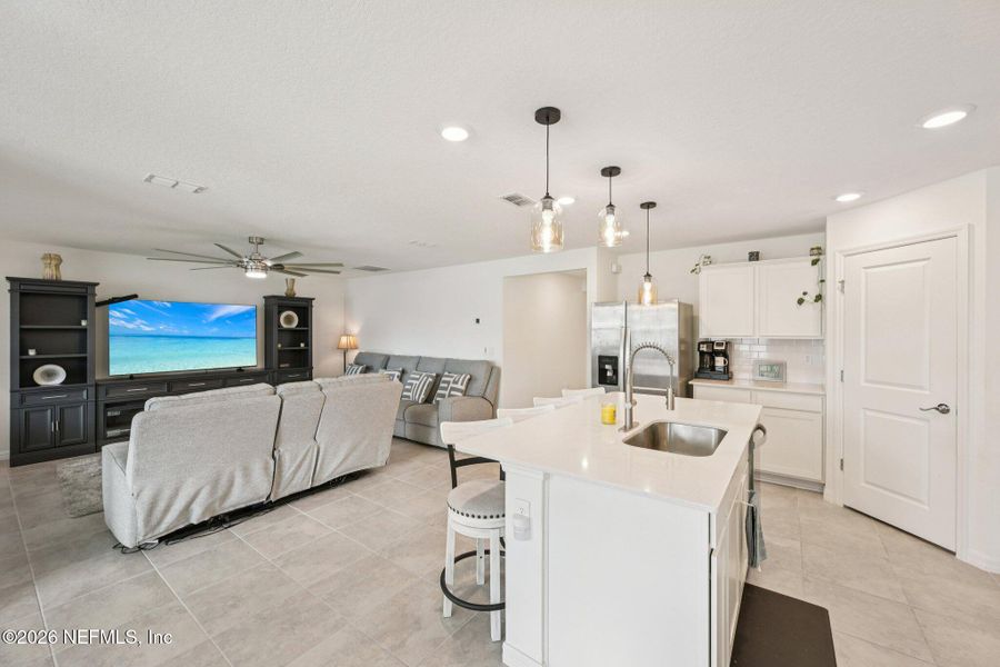 Furnished interior view inside a new home in , Jacksonville (Image 9).
