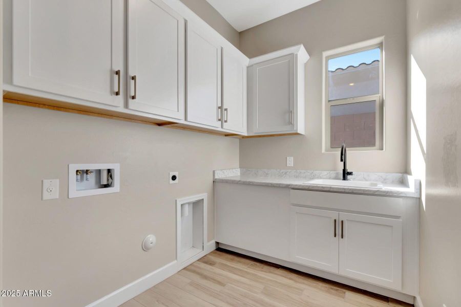 Homesite77-022 Homesite77-022