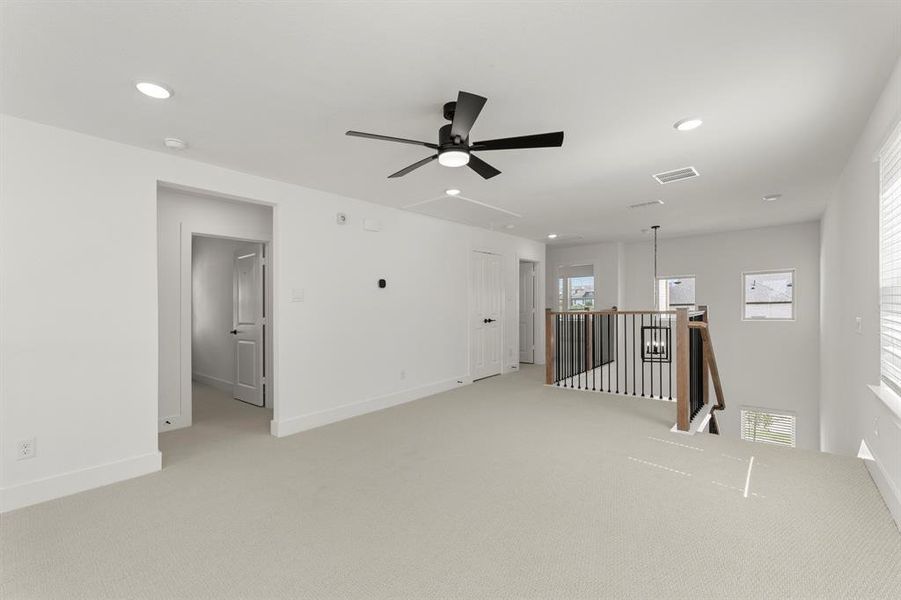 24. 817 Meadow Springs - Game (2)