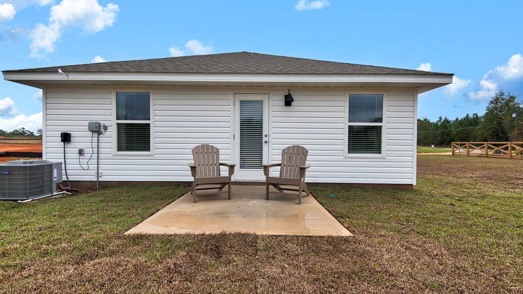 Representative exterior details of a home built from the Delilah by D.R. Horton in Colonial East, Panama City Beach (Image 2).