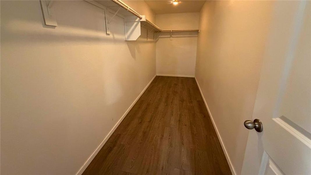 Spacious, unfurnished interior of a new home in Waverly Estates, Josephine (Image 5).