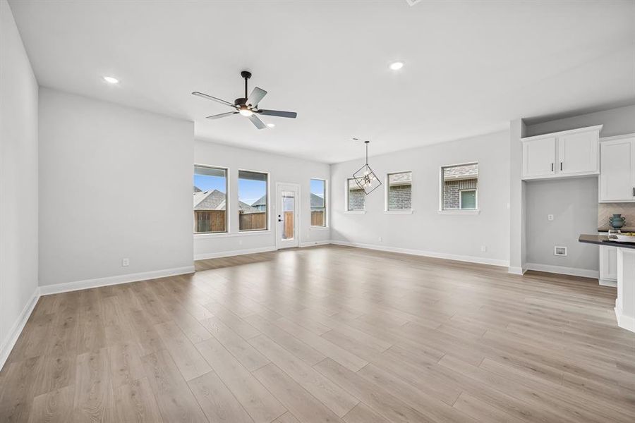 Spacious, unfurnished interior of a new home in Monterra - Gardens, Fate (Image 20). Spacious, unfurnished interior of a new home in Monterra - Gardens, Fate (Image 20).