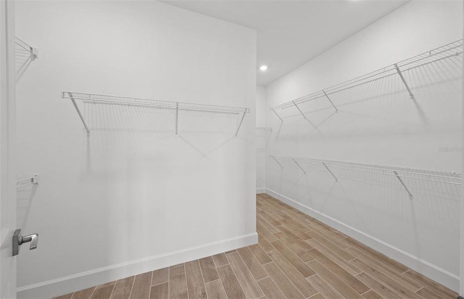 Spacious, unfurnished interior of a new home in , North Port (Image 11).