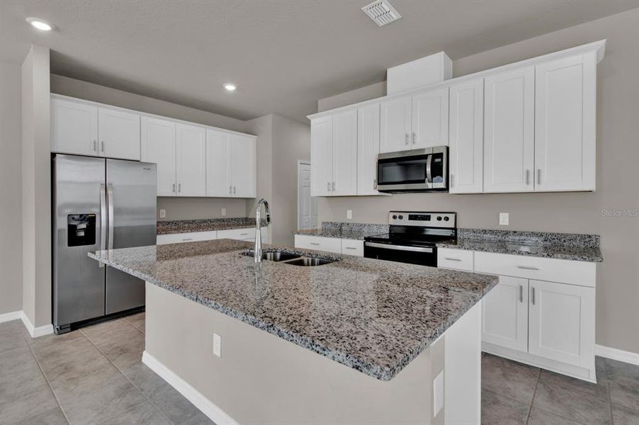 Furnished interior view inside a new home in , Clermont (Image 14).