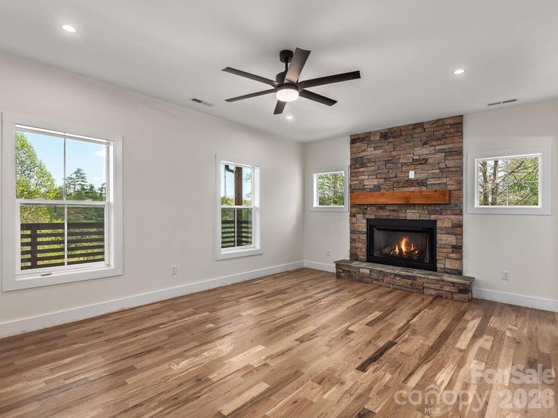 Spacious, unfurnished interior of a new home in , Weaverville (Image 14).