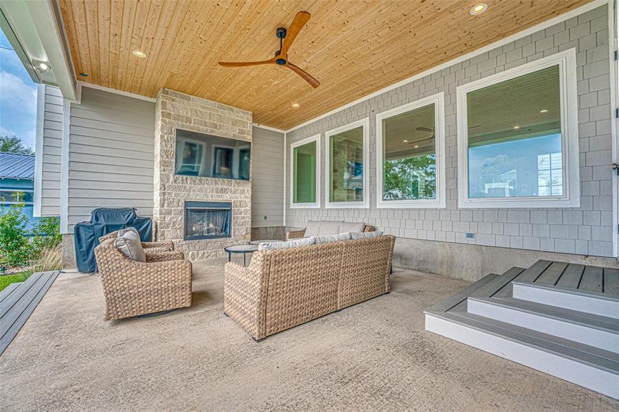 Exterior details and patio area of a home in , Eustace (Image 26).