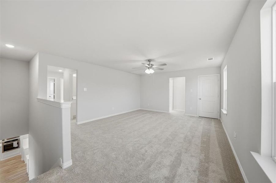 Spacious, unfurnished interior of a new home in Morningstar, Aledo (Image 30). Spacious, unfurnished interior of a new home in Morningstar, Aledo (Image 30).