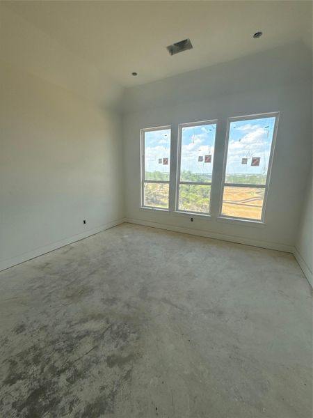 Spacious, unfurnished interior of a new home in Parkside on the River 60', Georgetown (Image 14).
