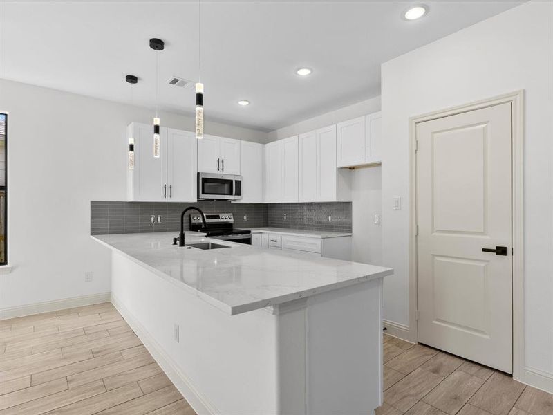 Furnished interior view inside a new home in , Granbury (Image 6).