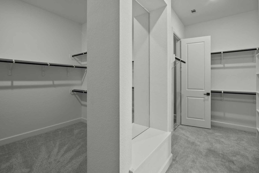 The Lotus - Owner's Bath The Lotus - Owner's Bath