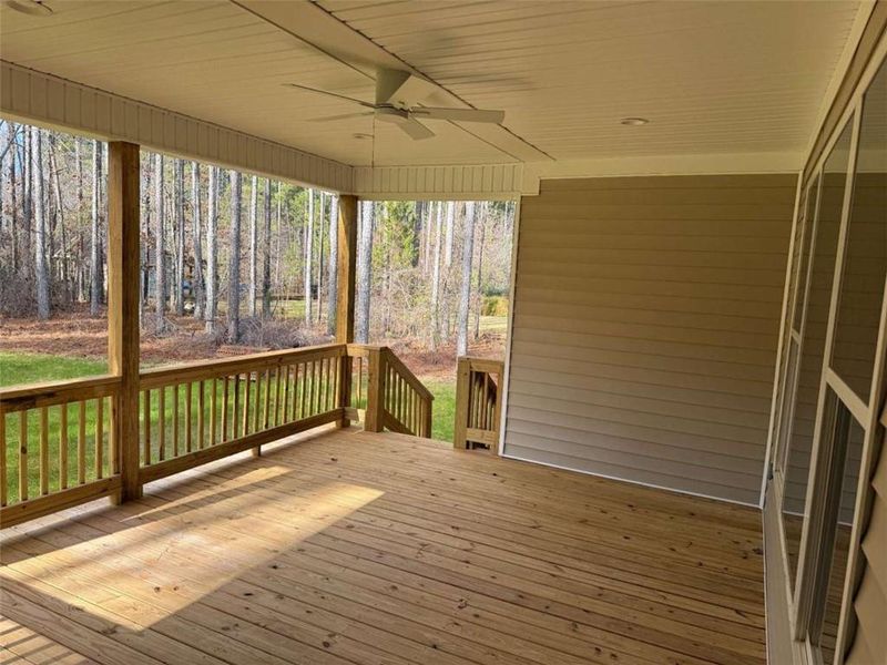 Exterior details and patio area of a home in , Mansfield (Image 28).