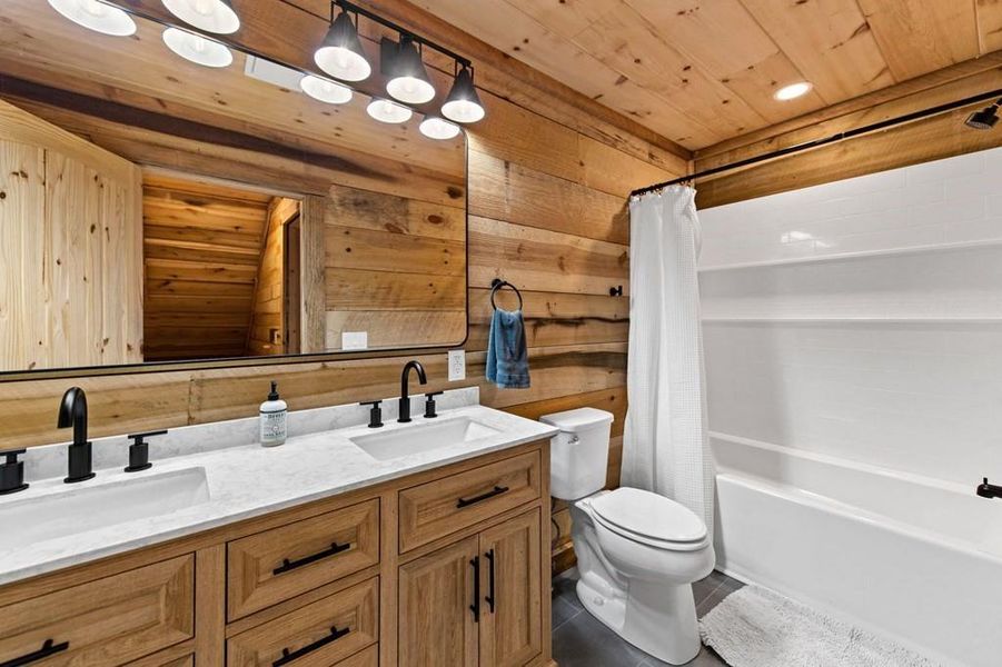 Furnished interior view inside a new home in , Ellijay (Image 9).
