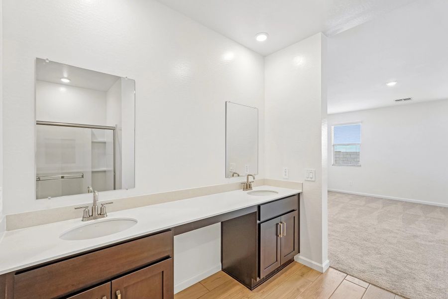 Primary bath