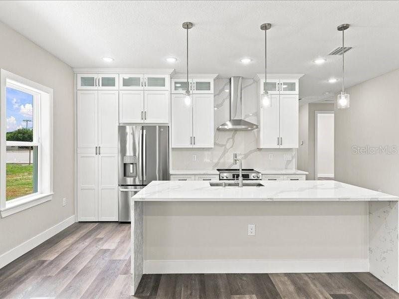 Furnished interior view inside a new home in , Winter Haven (Image 5).