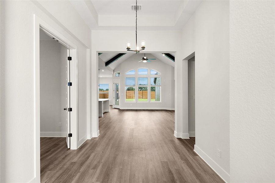 REPRESENTATIVE OF FLOOR PLAN ONLY REPRESENTATIVE OF FLOOR PLAN ONLY