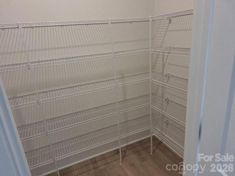 Spacious, unfurnished interior of a new home in Cardiff Glyn, Catawba (Image 19).