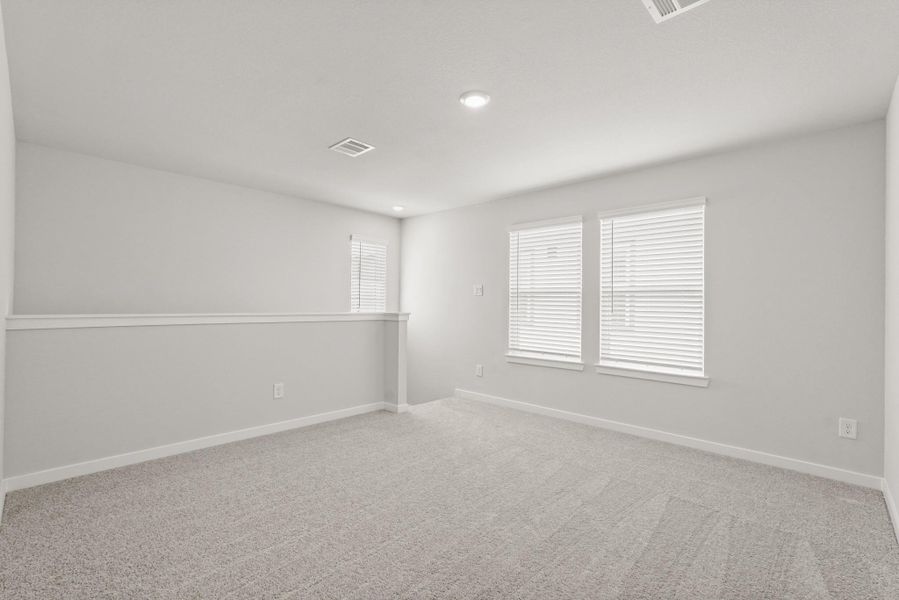 Spacious, unfurnished interior of a new home in Maple Woods, Hockley (Image 14).