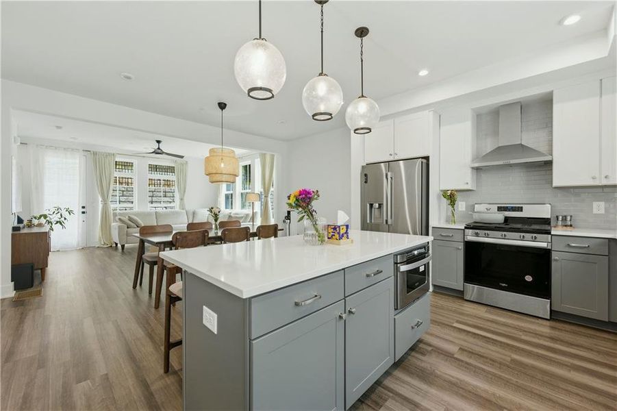 Furnished interior view inside a new home in , Atlanta (Image 7).