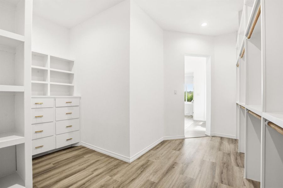 Spacious, unfurnished interior of a new home in , Dayton (Image 20). Spacious, unfurnished interior of a new home in , Dayton (Image 20).