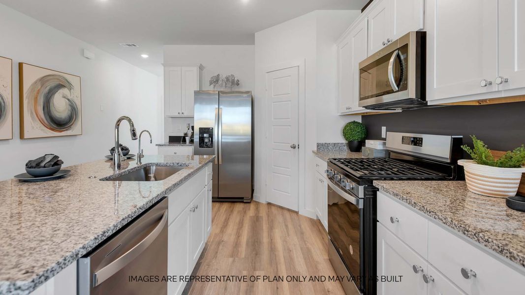 Furnished interior view inside a new home in Overlook West, Wolfforth (Image 7).