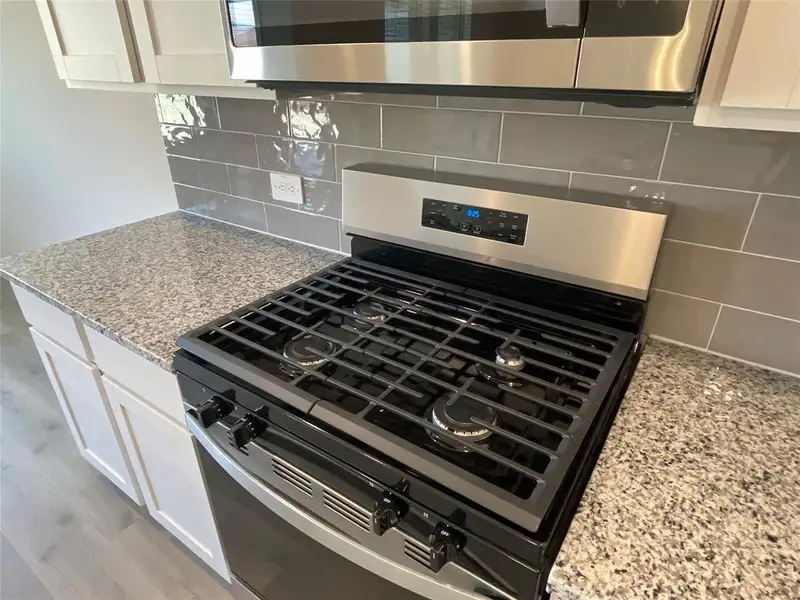 Close-up of interior finishes inside a home in Elevon, Lavon (Image 10). Close-up of interior finishes inside a home in Elevon, Lavon (Image 10).