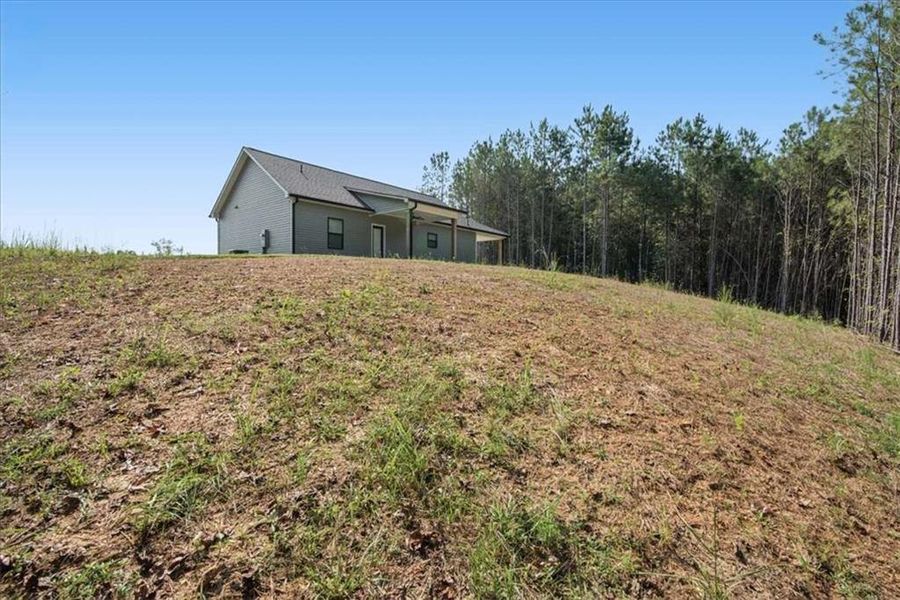 Exterior details and patio area of a home in , Tallapoosa (Image 29).