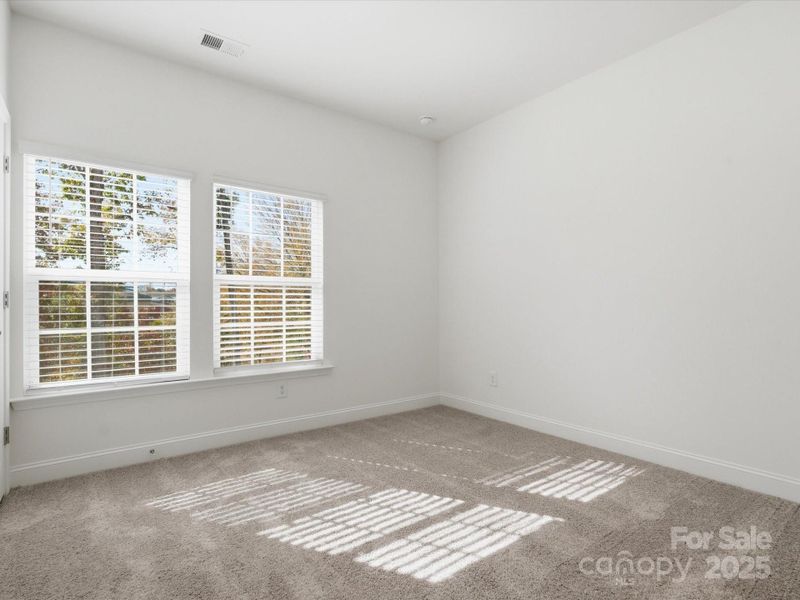 Spacious, unfurnished interior of a new home in Sycamore Trail, Matthews (Image 33).