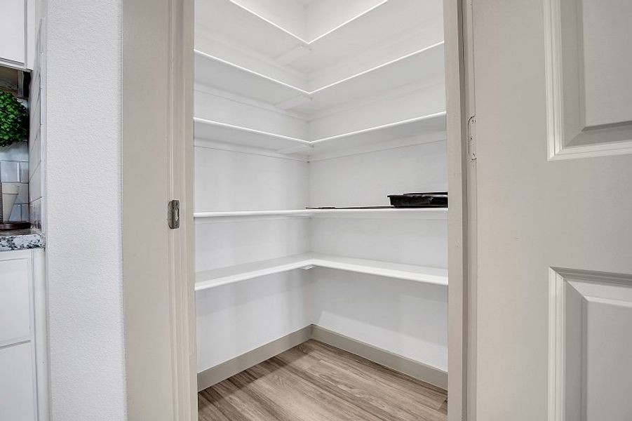 Close-up of interior finishes inside a home in Sahuarita Acres, Sahuarita (Image 18). Close-up of interior finishes inside a home in Sahuarita Acres, Sahuarita (Image 18).