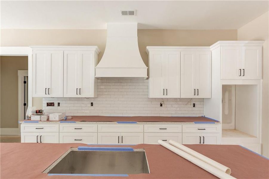 Furnished interior view inside a new home in , Jefferson (Image 10).